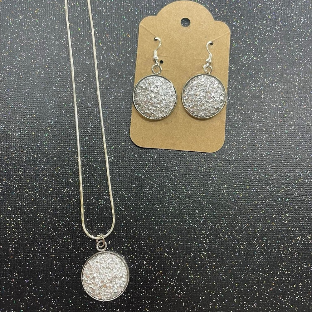 Elegant Silver Jewelry Set